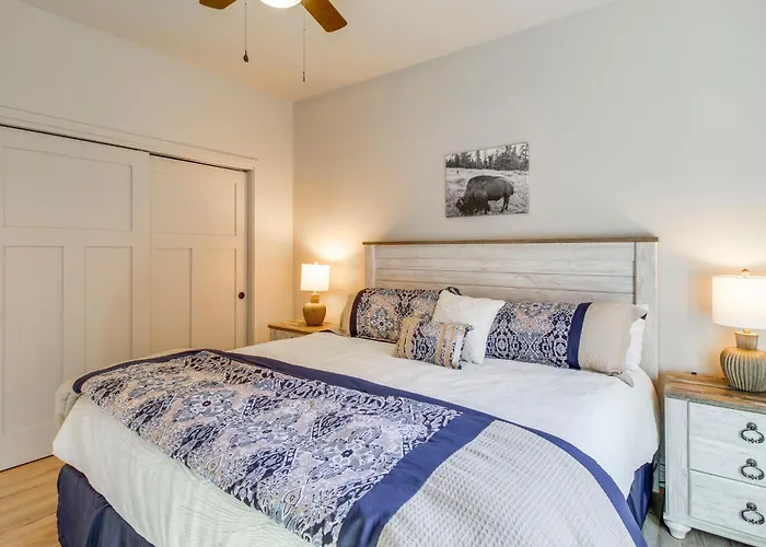Walk To Rainbow Lake: High Country Retreat W/ Deck Holiday home