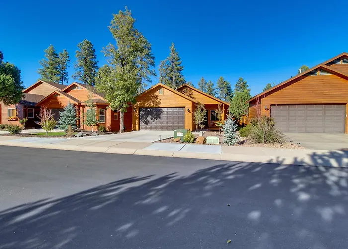 Walk To Rainbow Lake: High Country Retreat W/ Deck Holiday home *