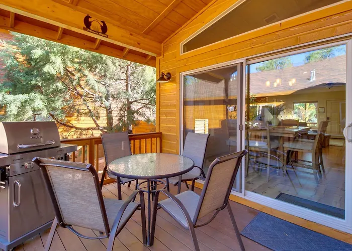 Holiday home Walk To Rainbow Lake: High Country Retreat W/ Deck *