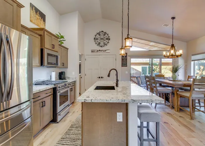 Holiday home Walk To Rainbow Lake: High Country Retreat W/ Deck *